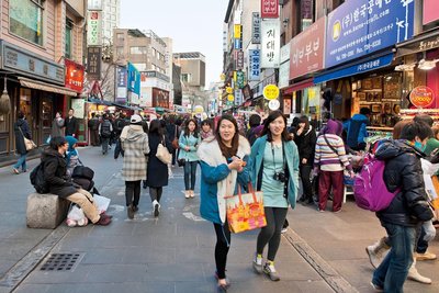 WHO：全球累计确诊新冠肺炎病例超11万 韩国最多