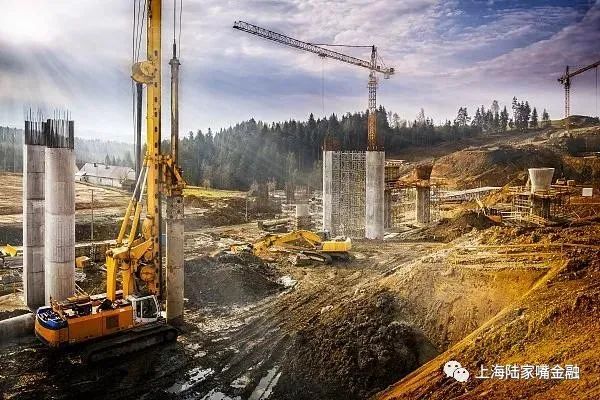 新基建政策暖风频吹 业内人士：新基建投资有望达万亿