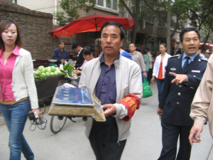 整治&ldquo;短斤少两&rdquo; 严查&ldquo;计量作弊&rdquo; 湖南开展集贸市场计量专项整治