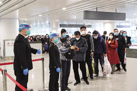 航空口岸入境旅客减至每天不足3000人