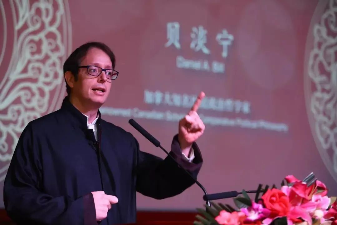 英历史学家暗指中国＂有意输出病毒＂ 加学者挺身而出
