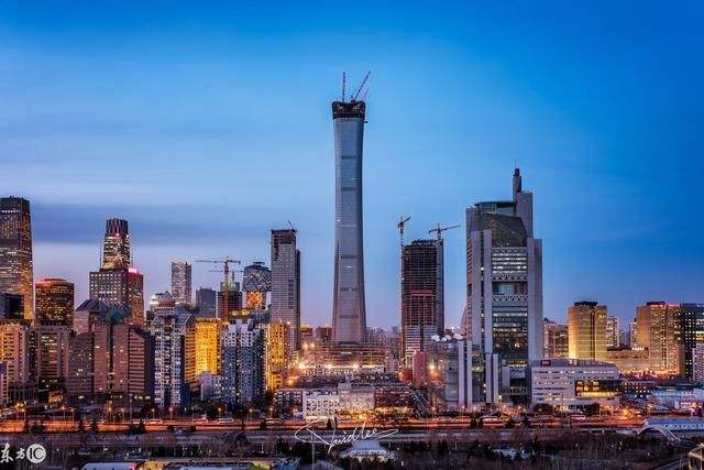 法国教授：中国一直奉行合作原则 没有霸权主张