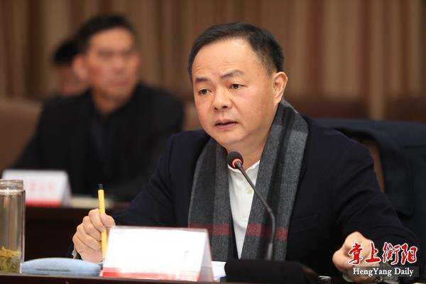 郑建新当选长沙市人民政府市长