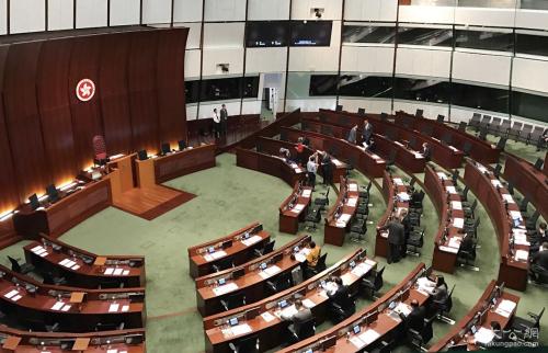 受阻7个月，香港立法会内务委员会主席出炉