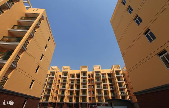 政协委员李贤义：建议保障性住房长期实施封闭流通