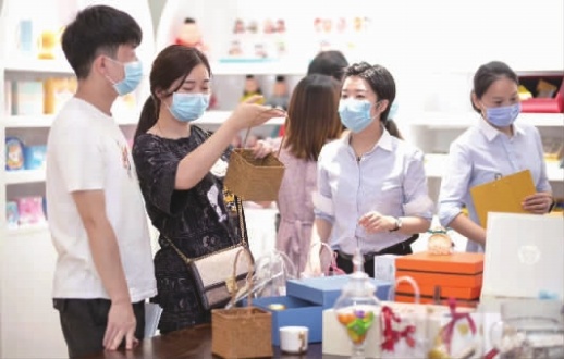 婚纱拍摄、酒店预约逐渐回暖 湖南婚庆市场开启&ldquo;下半场&rdquo;角逐