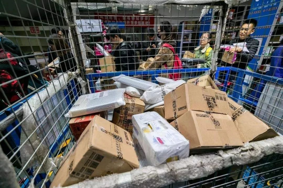 武汉市首批快递工程专业职称评定 36人获得助理工程师资格