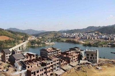 到2025年，湖南力争常住人口城镇化率达到62%