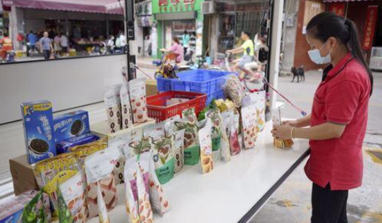 地摊经济风靡背后：小微信贷难题初破局