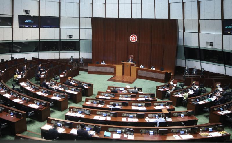 《国歌条例》在港刊宪实施 升旗官方宣誓要奏唱国歌