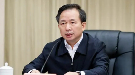 湖南人李干杰任山东省省长 目前最年轻省长之一
