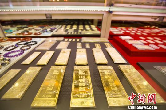 金价破2000美元！这次淘金的却不是中国大妈