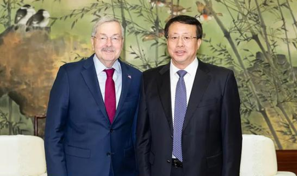 美国驻华大使说了句大实话