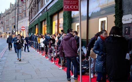 美媒：英国正面临没有中国游客的未来