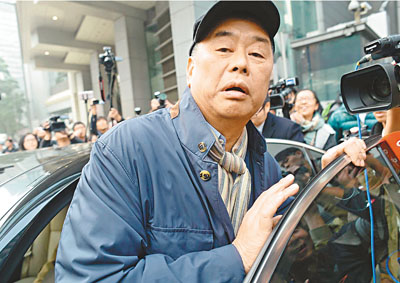 黎智英等人煽动反对派议员&ldquo;总辞&rdquo; 梁振英：支持