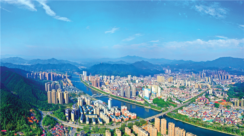 湖南：推进在浏阳市筹建钱学森科技大学