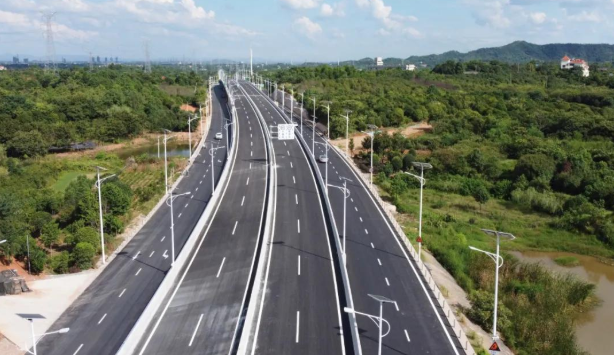 洞株路8月28日通车 长沙到株洲全程无红绿灯仅28分钟