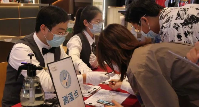 纽约时报告诉美国人：中国开始恢复正常生活了