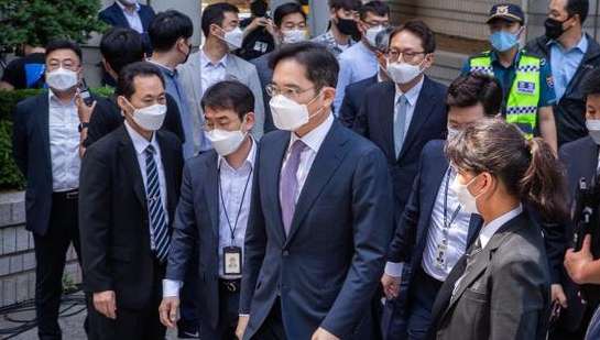 三星掌门人李在镕被韩国检方起诉