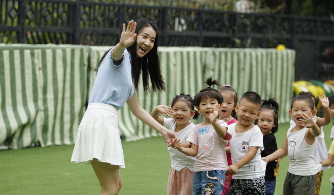 湖南严禁幼儿园以特长班、兴趣班等为由另收费