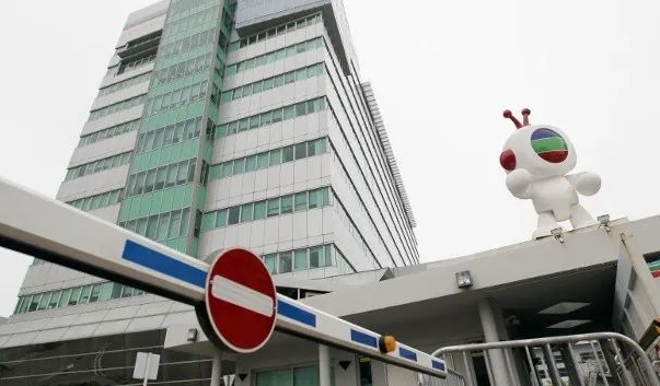 吃饭砸锅？TVB一员工煽动打砸自家电视台被捕