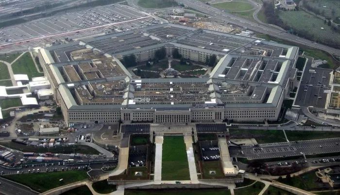 美国会给国防部10亿去产口罩拭子，结果被拿去造军备