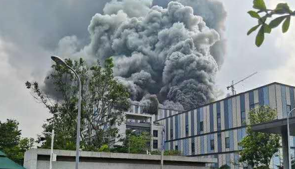 华为东莞实验室起火，东莞消防通报燃烧物为吸音棉
