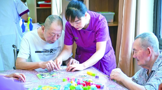 创新养老模式 湖南覆盖城乡的医养结合服务网络今年将基本形成