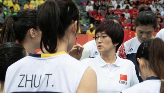 巩俐回忆与郎平见面经历 直言赞美与建议全接受