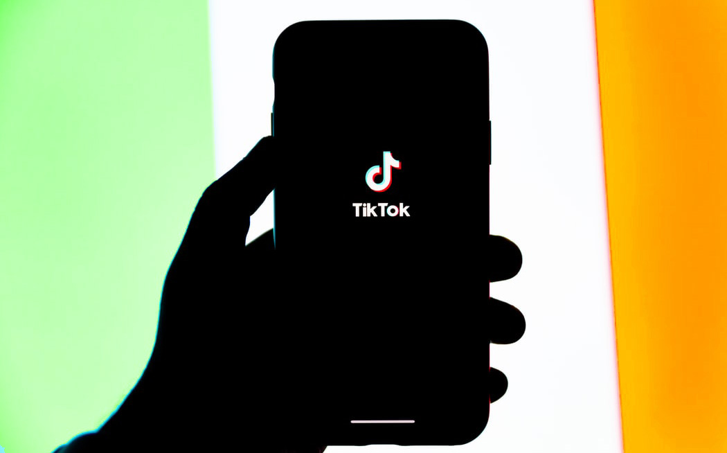 美媒：TikTok成美国青少年中第二大最受欢迎社交应用