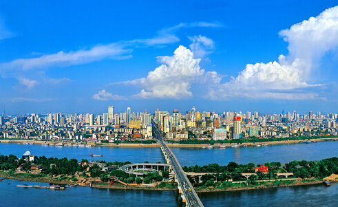 2020年中国城市综合经济竞争力排行榜出炉 湖南6城跻身百强