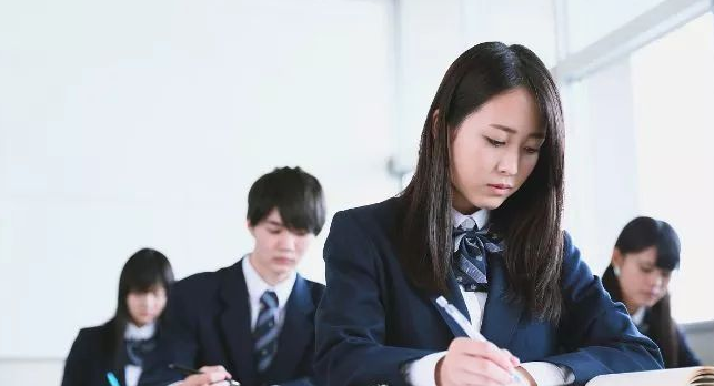 中国女留学生在日遭老师长期殴打，我总领馆高度关注