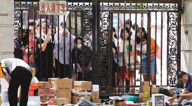 五家快递公司出现&ldquo;无人派送&rdquo;：低价战反噬快递业