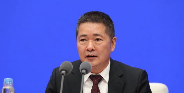 央行定调货币政策：资金不要去玩钱生钱的游戏