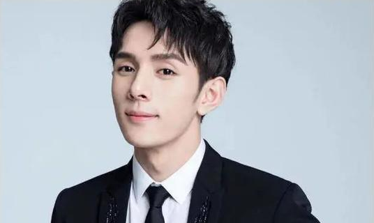 漩涡中的李佳琦辛巴:疯狂主播如何为&ldquo;虚假宣传&rdquo;担责？