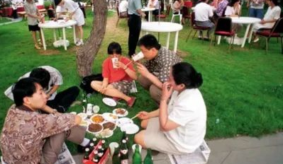 当初花了10年才攻下&ldquo;5天工作制&rdquo; 现在互联网企业推行&ldquo;大小周&rdquo;