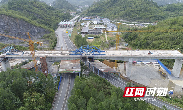 湖南高铁里程逼近2000公里 张吉怀铁路今年建成