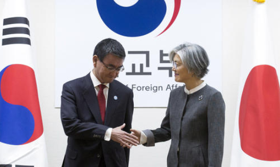 从&ldquo;伙伴&rdquo;降级为&ldquo;邻国&rdquo;，韩国防白皮书涉日表述变了