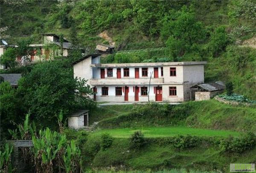 农业农村部：禁止强迫农民退出宅基地和&ldquo;上楼&rdquo;