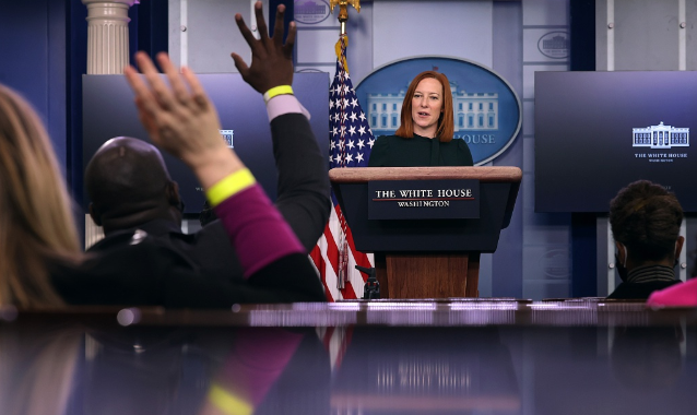 白宫拒绝与邻国分享新冠疫苗：要先给美国人接种