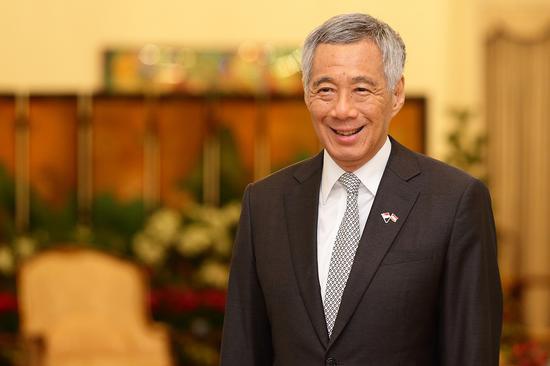 被问在中美之间如何站队 李显龙这样说