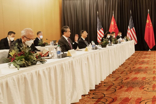 中国怒斥美国 日本网友慕了：希望我们国家也这样