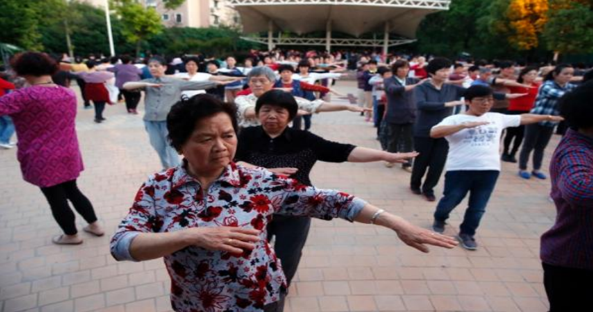 高考顺利进行中 各界护考力量随时待命