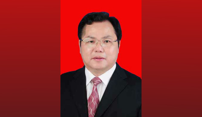 冷水江市委召开全市领导干部大会 宣布省委、娄底市委关于冷水江市主要领导干部调整的决定
