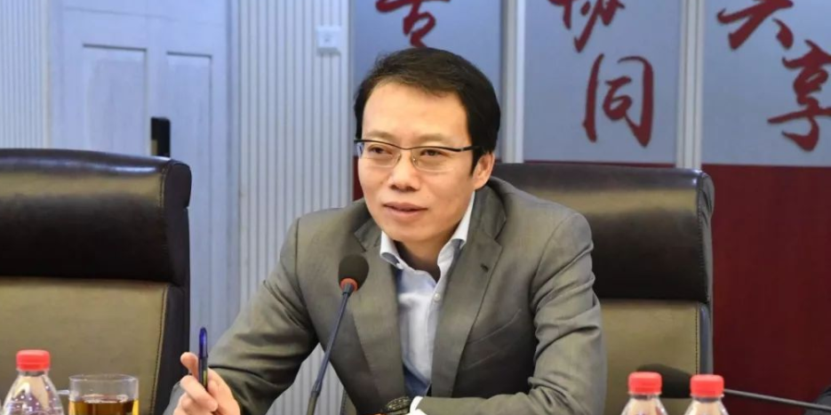 湘潭市人大常委会决定胡贺波为湘潭市人民政府代理市长