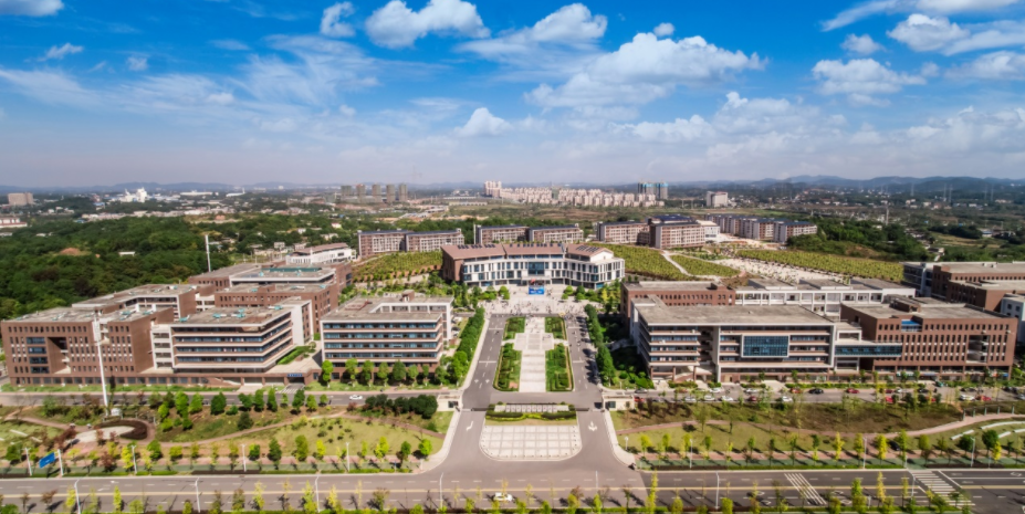 牛！湖南这个学校学生还未开始录，就被中国500强企业预定了