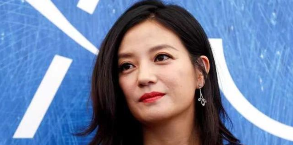 起底赵薇商业版图：8家关联企业仍存续，曾被市场禁入5年