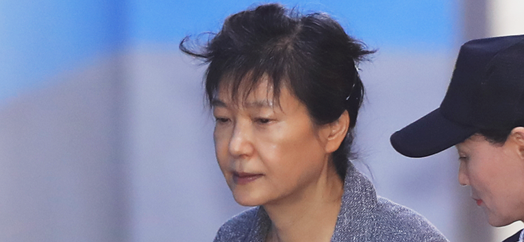 朴槿惠出狱后待遇惨淡：没退休金，不配司机，无秘书
