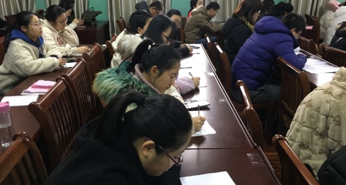 寒假期间，长沙将整治在职中小学教师违规补课