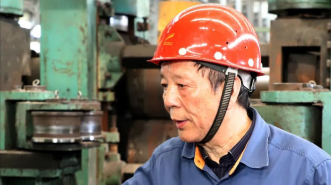 湘钢艾爱国荣获&ldquo;大国工匠年度人物&rdquo;